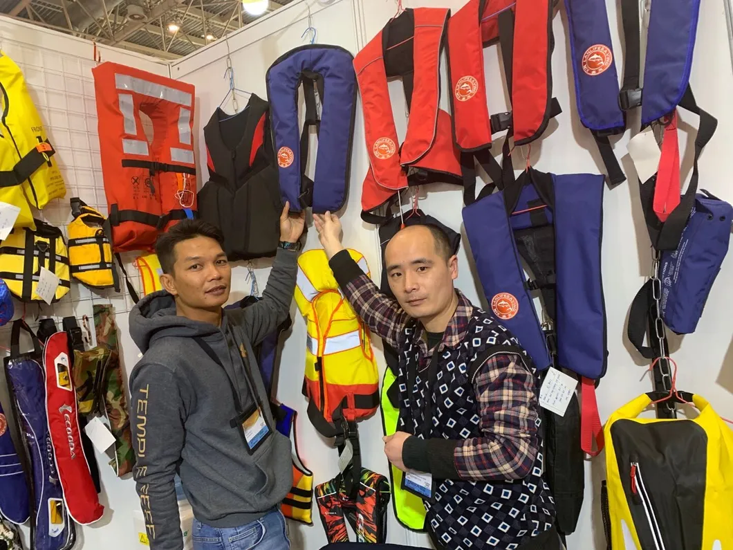 33G CO2 Inflatable Life Jacket/CE Approved Life Jacket 150n Life Jacket Marine Life Jacket Lifesaving Buoys Lifejacket